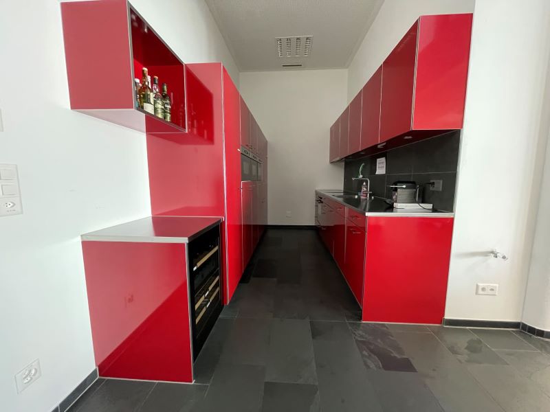rote Design Küche